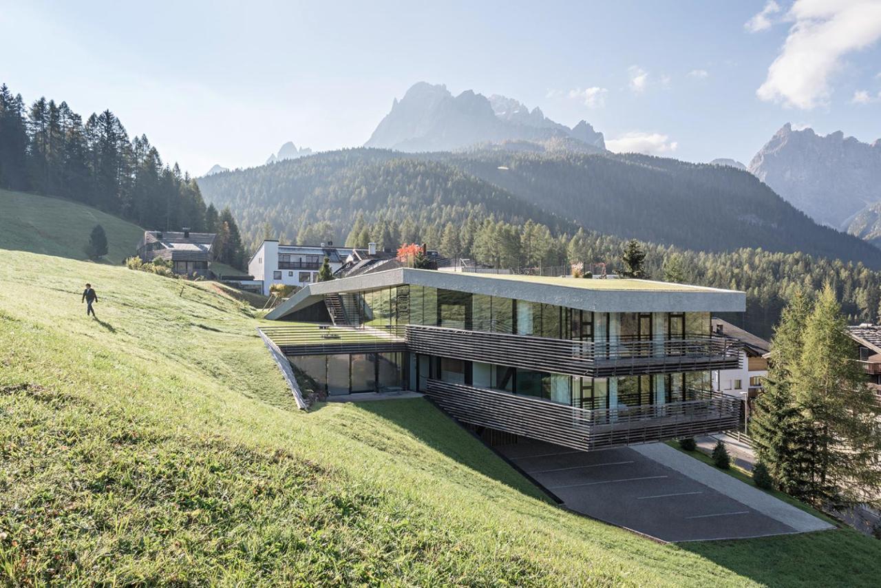 Paramount Alma Suites Sexten Buitenkant foto