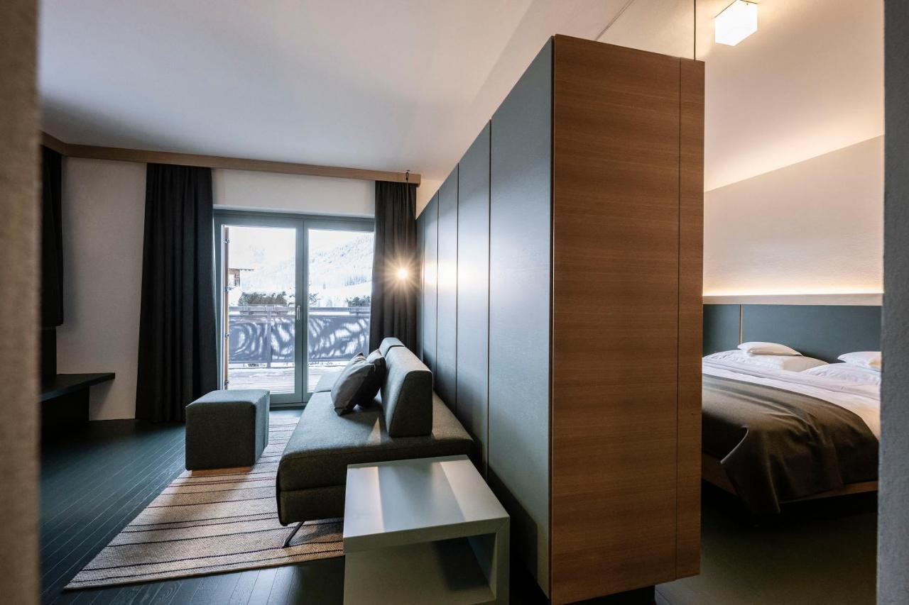 Paramount Alma Suites Sexten Buitenkant foto