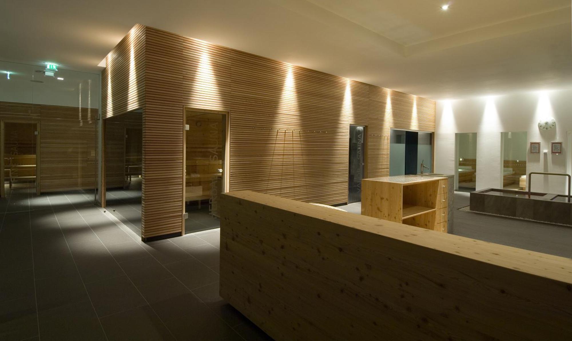 Paramount Alma Suites Sexten Buitenkant foto
