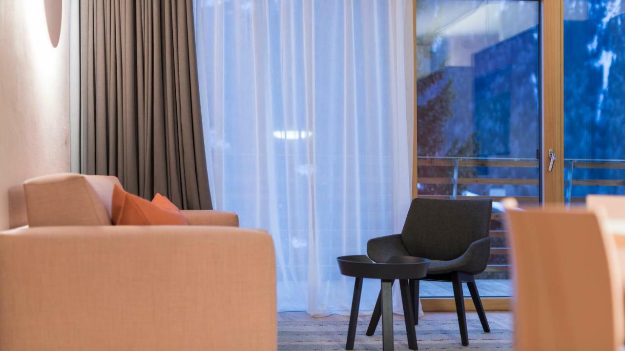 Paramount Alma Suites Sexten Buitenkant foto